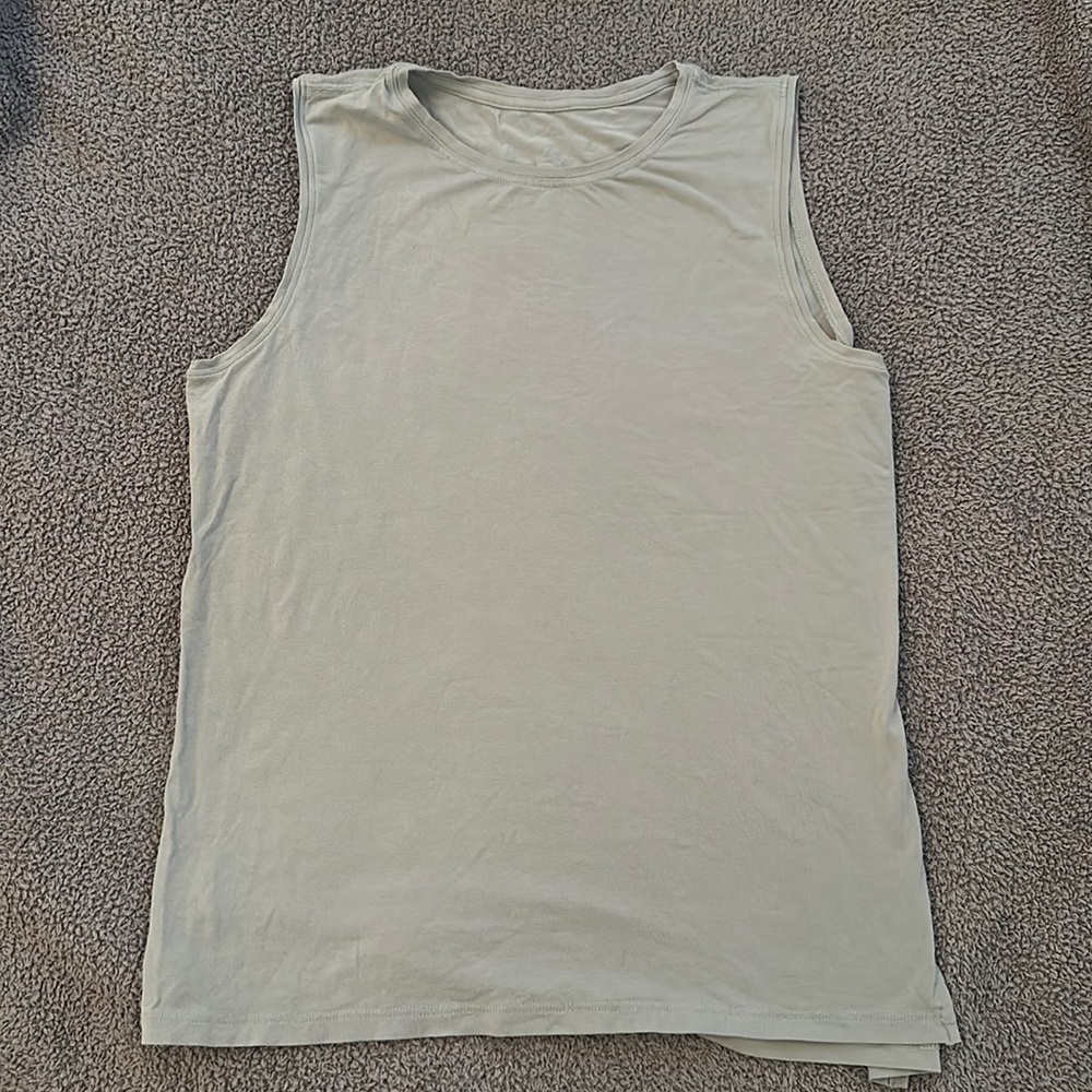 Women's lululemon tank top